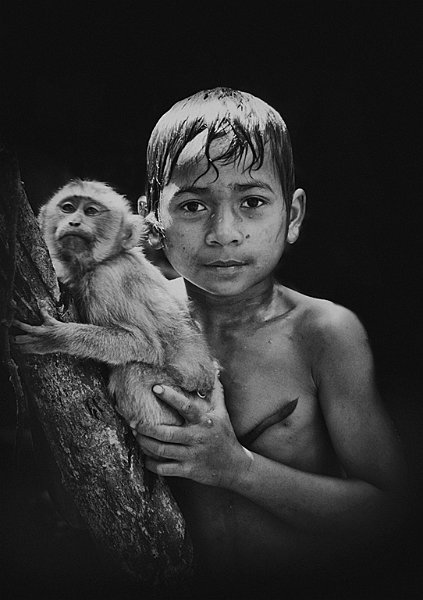 395 - monkey keeper in bw - NGUYEN My Phuong - united states of america.jpg